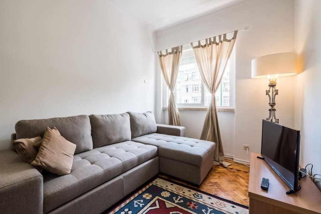 Apart Lisboa Confortavel 2 Quartos Com Terraco أوديفلاس المظهر الخارجي الصورة