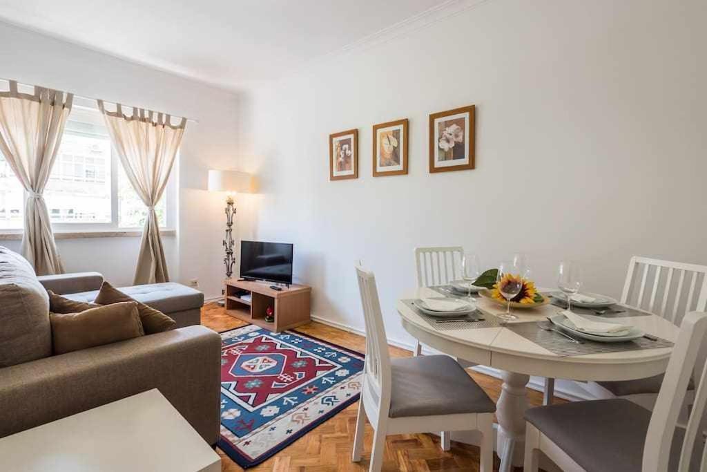 Apart Lisboa Confortavel 2 Quartos Com Terraco أوديفلاس المظهر الخارجي الصورة